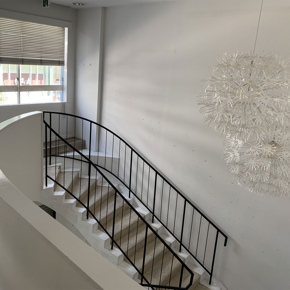 ＜神奈川＞横須賀サブカル会館 屋上・更衣室あり【横須賀】<span class="price-others">シェアおひとりの料金</span>