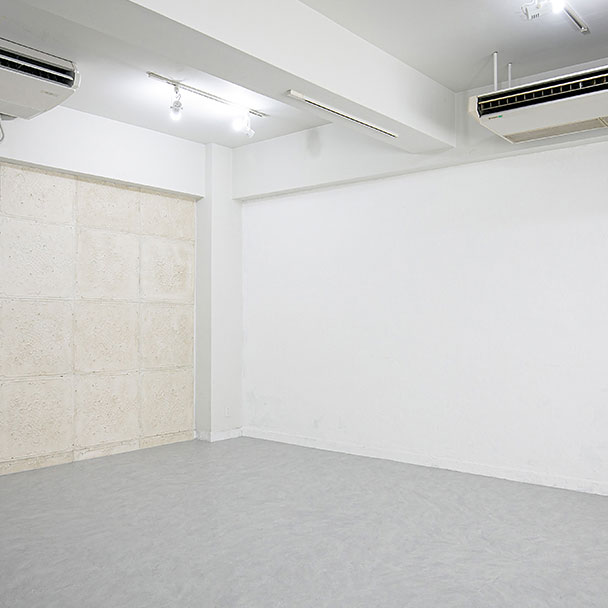 <大阪>STUDIO RGRAPHアールグラフ 明るい白基調のスタジオ【肥後橋駅】 - 画像 (2)