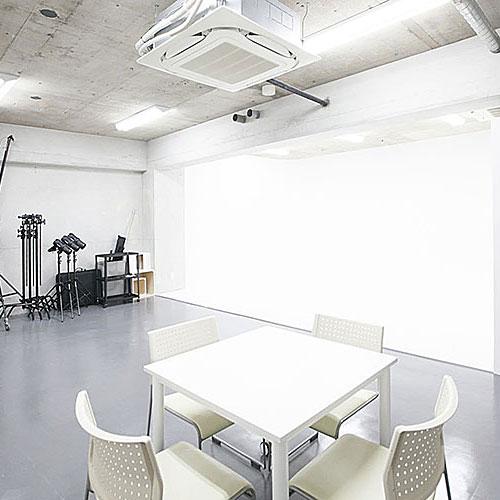 ＜東京＞スタジオルミス北青山 白ホリ・クロマキー【表参道駅】 - 画像 (3)