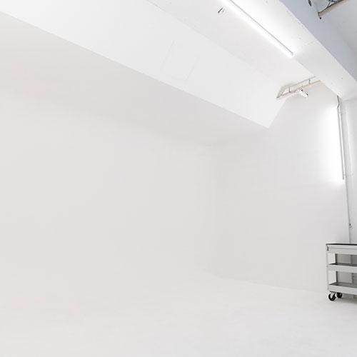 <東京>スタジオレンズマン新宿 4Rホリゾント【新宿駅】 - 画像 (3)