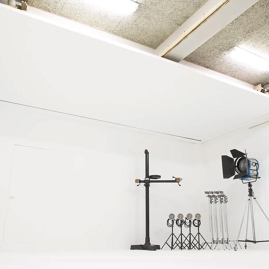 <東京>STUDIO RIVER 3st 自然光・白壁白床【四谷三丁目駅】