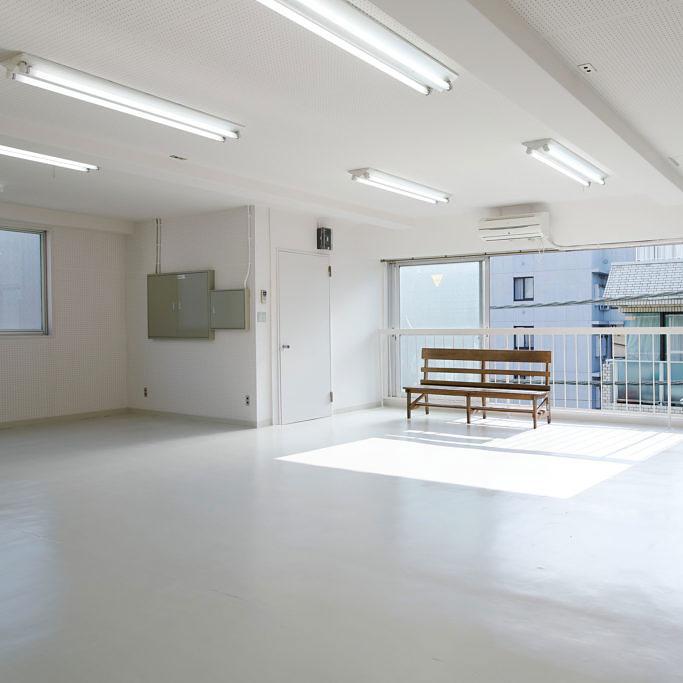 ＜東京＞山吹ファクトリー【東新宿駅】