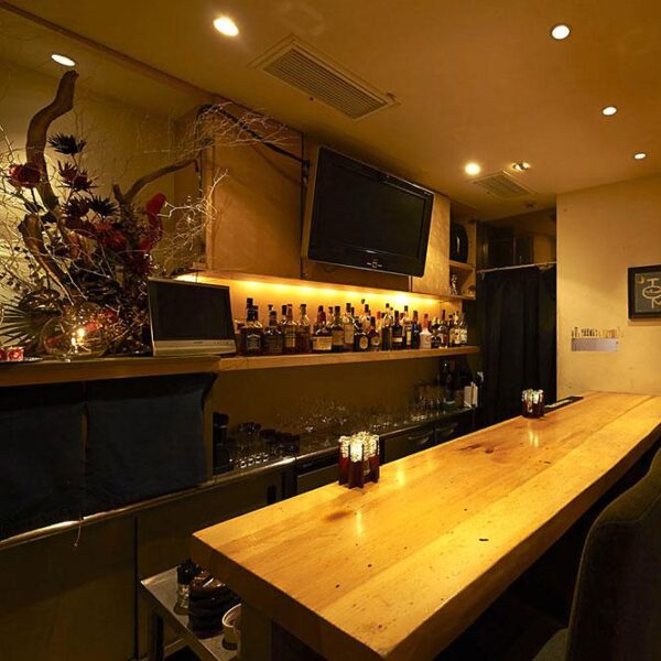 ＜東京＞BARスタジオ西麻布 ヒルズビル2F【西麻布駅】