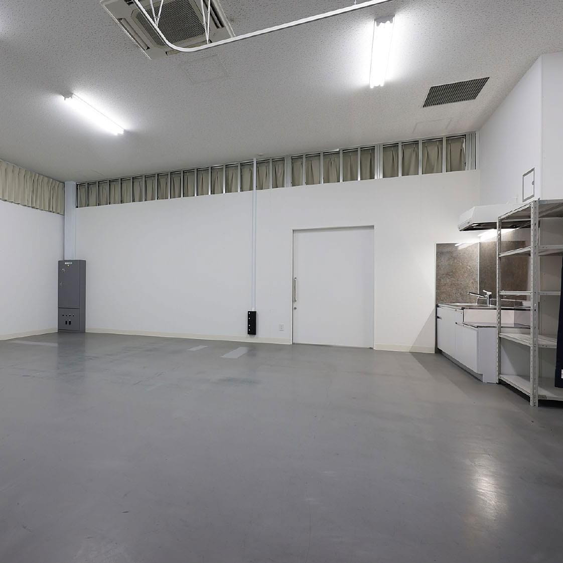 ＜東京＞天王洲 海岸通りスタジオ C【昭和島駅】