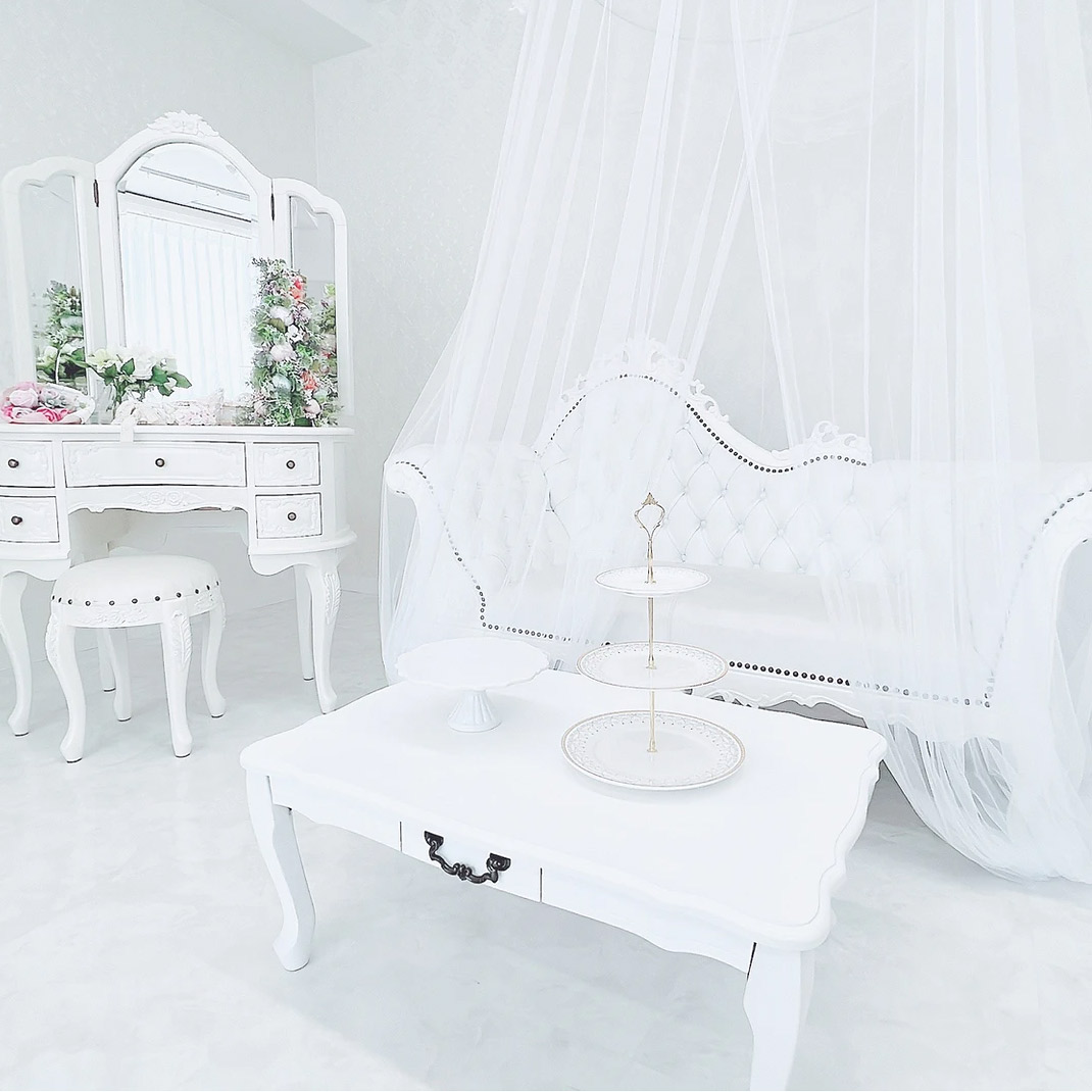 <愛知>ロザリア 鶴舞本店 White(ホワイト)スタジオ【名古屋 鶴舞駅】