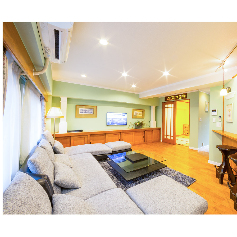 ＜兵庫＞スタジオ　ファンフル Cルーム【『林小学校前バス停】