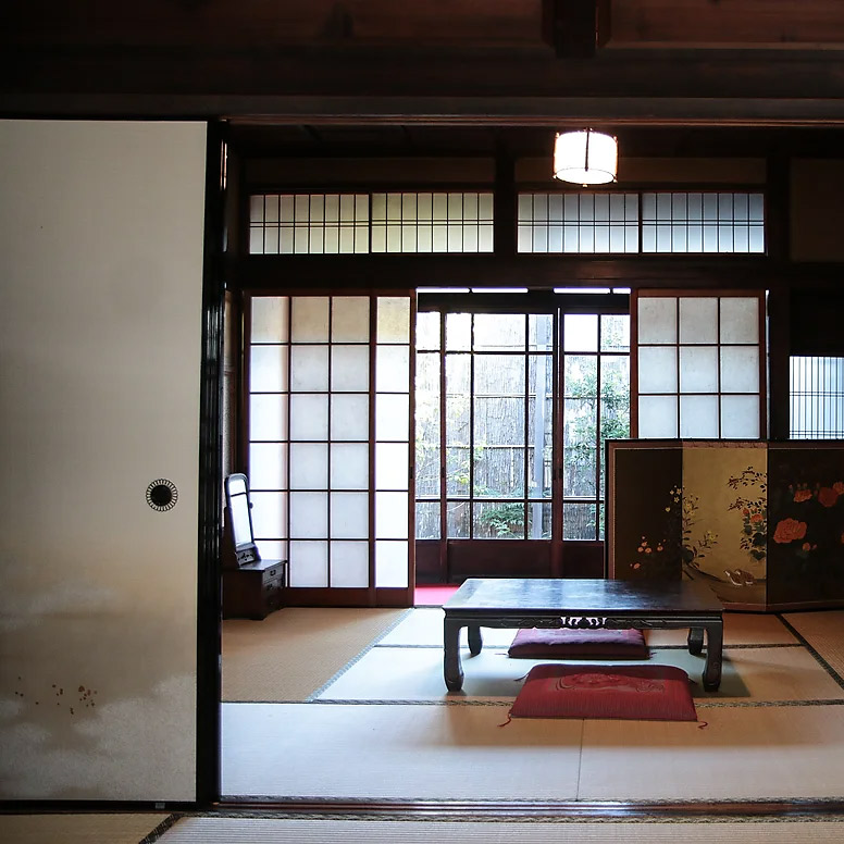 <京都>スタジオ鶏 NIWATORI 京町屋【西大路駅】