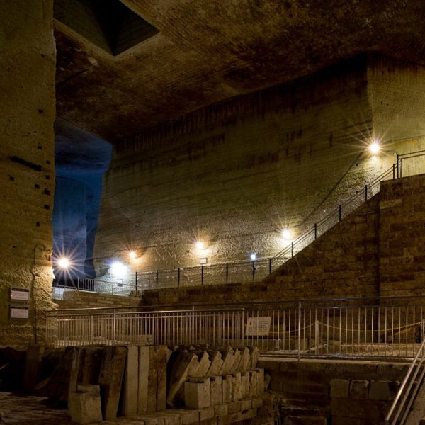 ＜栃木＞大谷資料館 要申請（撮影料別途） <span class="price-others">おひとりの入場料 別途要撮影料</span>