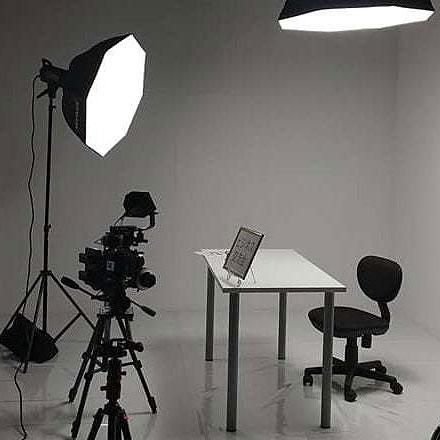 ＜京都＞直角白ホリゾント 黒幕対応 コイズミデザイン 京都スタジオ【西京極駅】 - 画像 (3)