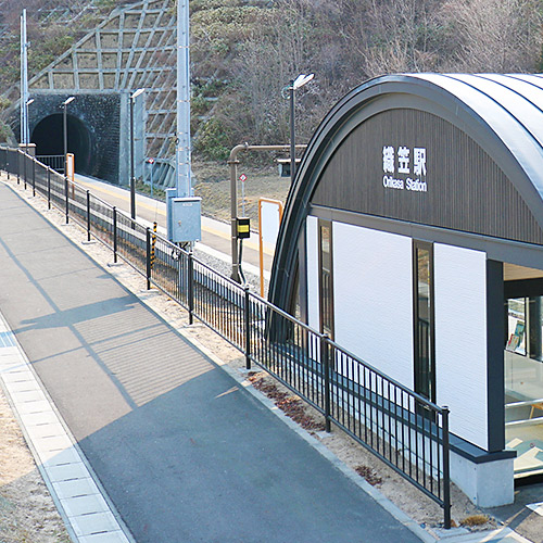 ＜岩手＞山田湾展望広場 すずめの戸締り扉【陸中山田駅】<span class="price-others">入場料無料</span> - 画像 (2)