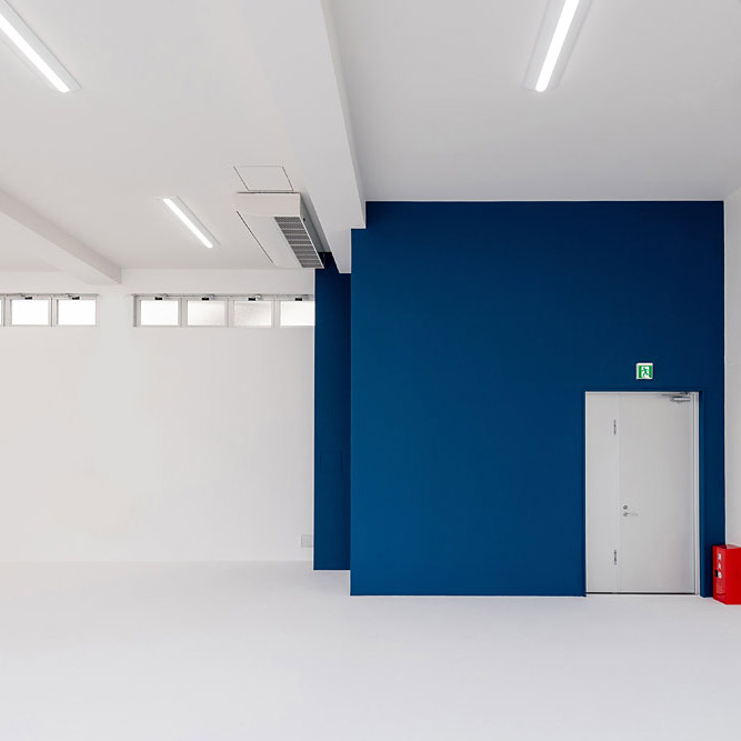 ＜沖縄＞白ホリゾントスタジオ ララフィルム