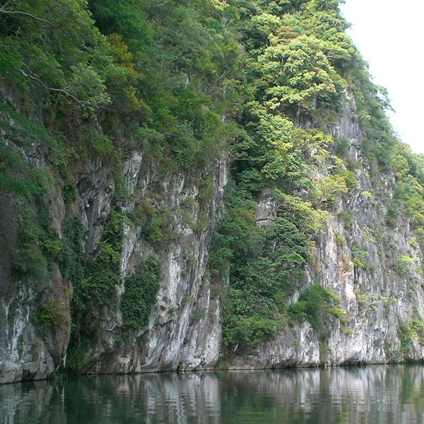 ＜熊本＞立神峽里地公園【立神峡前バス停】<span class="price-others">入場料無料</span>