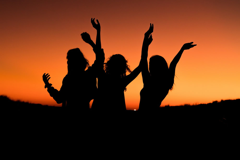 ナニコスメンバーとつながる