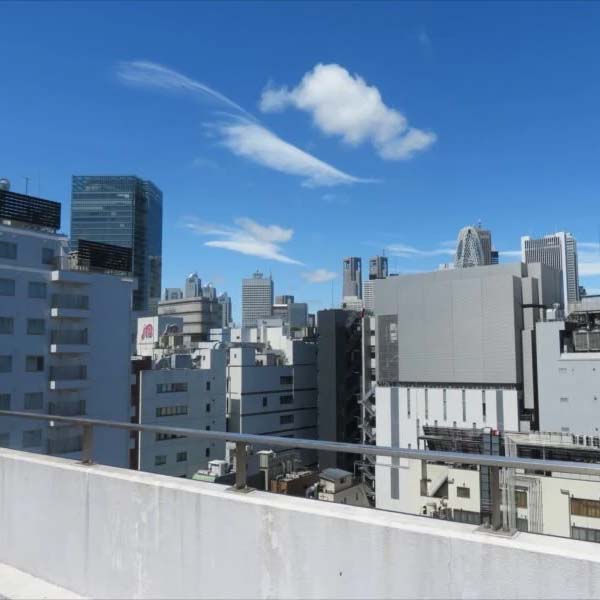 ＜東京＞新宿３丁目オフィススタジオ屋上 20名以下【新宿三丁目駅】